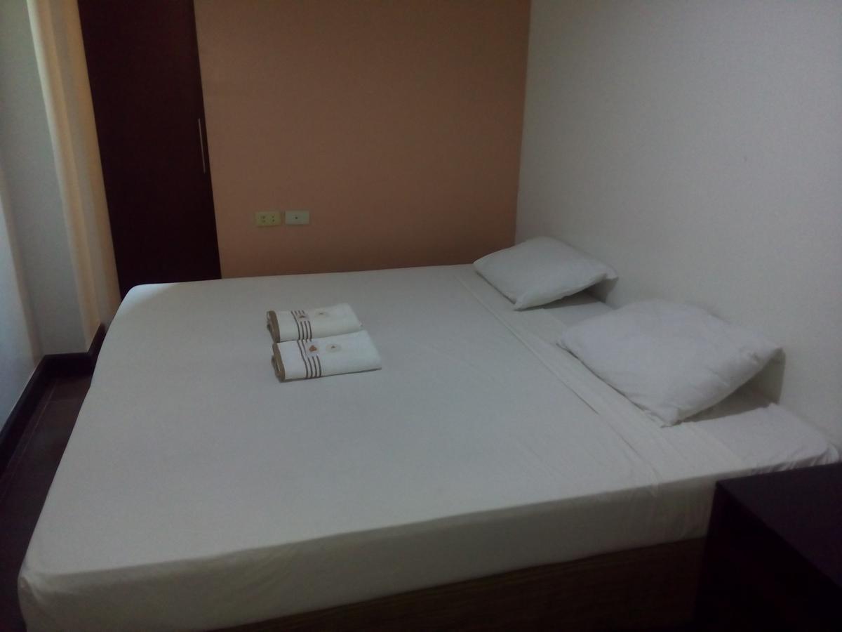 Hotel Kichi Legazpi Kültér fotó